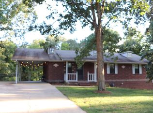 2626 Georgia Ln, Fultondale, AL 35068