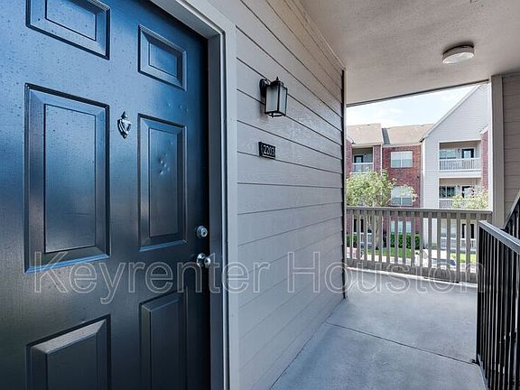 4th image of 1330 Old Spanish Trl APT 2203