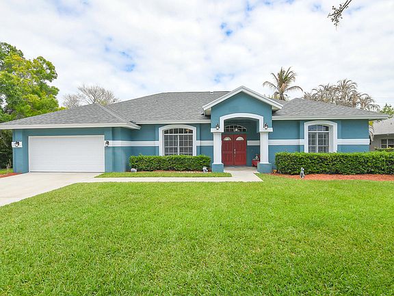4th image of 2263 NE Marlberry Lane