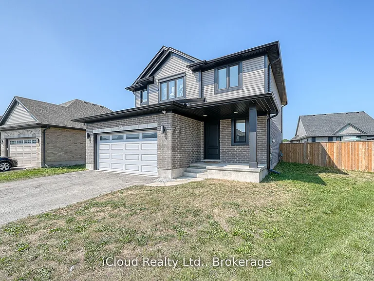 15 Curren Cres — Photo 2