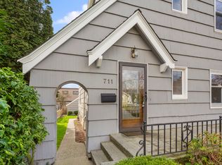 711 N 68th St, Seattle, WA 98103