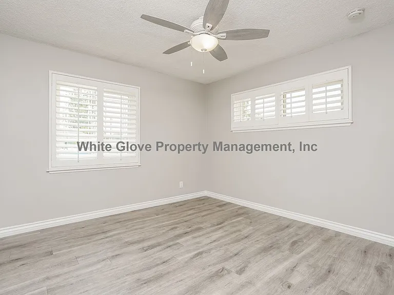 2623 Balfour Ave — Photo 13