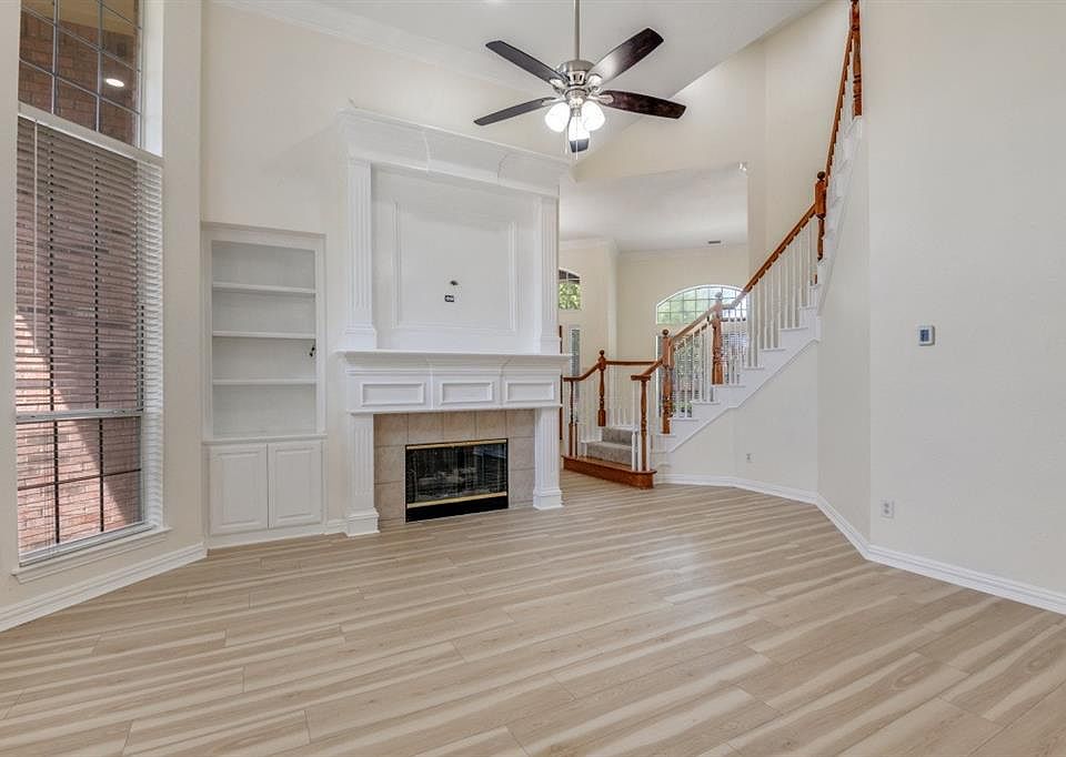 1st image of 3720 Southport Dr #3720