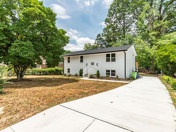 2nd image of 3517 Huntleigh Dr