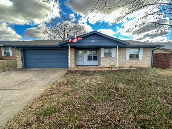 806 SE Brigadoon Way, Lawton, OK 73501