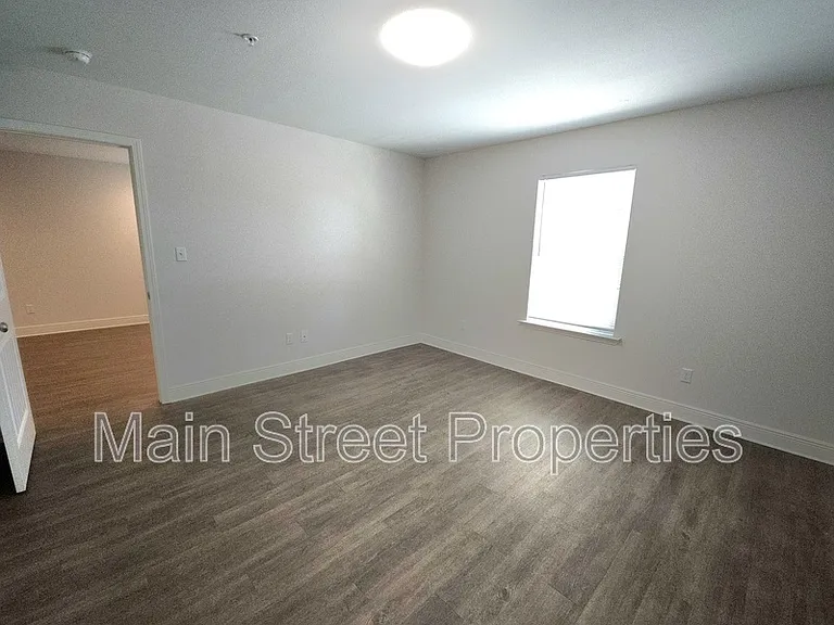 313 N Navy Blvd #1A — Photo 16