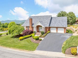 643 Highland Dr, Roanoke, VA 24019