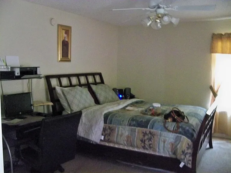 7357 Ironside Dr E — Photo 3