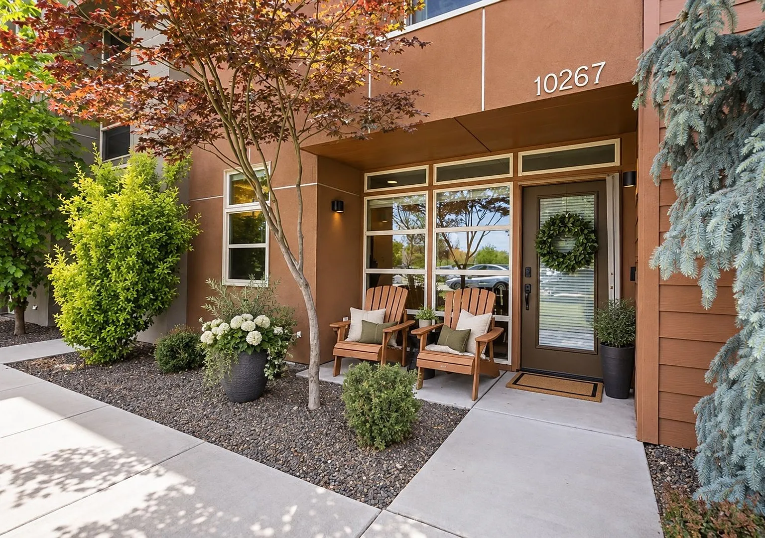 Furnished Live/Work 4bd Home with Private Studio 1 Block from Boise River — Photo 3