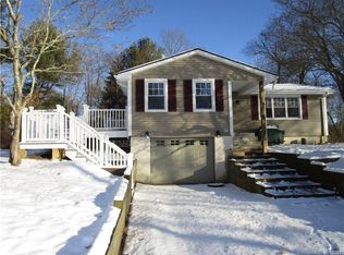 99 Darby Rd, Brooklyn, CT 06234