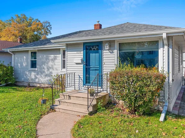 1135 N Locust St, Green Bay, WI 54303