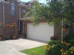 2204 Stone Garden Ln, Lexington, KY 40513