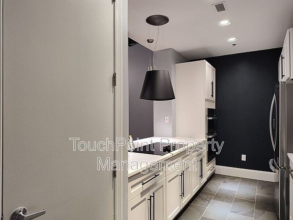4th image of 310 Arlington Ave Unit 333
