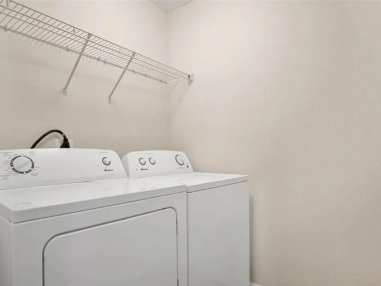 10373 Shetland Dr — Photo 19