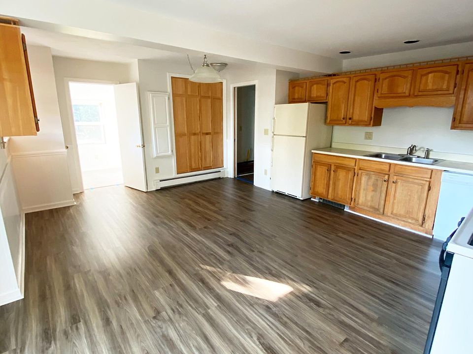 5 Cross St, Westford, MA 01886 Zillow