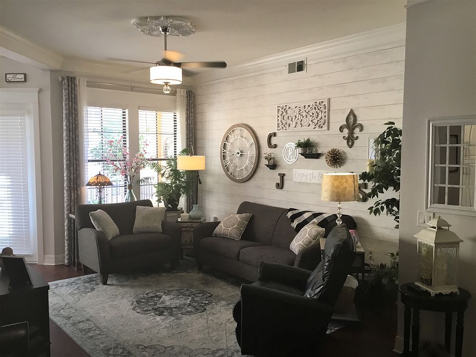 1st image of 501 Mirasol Cir APT 419