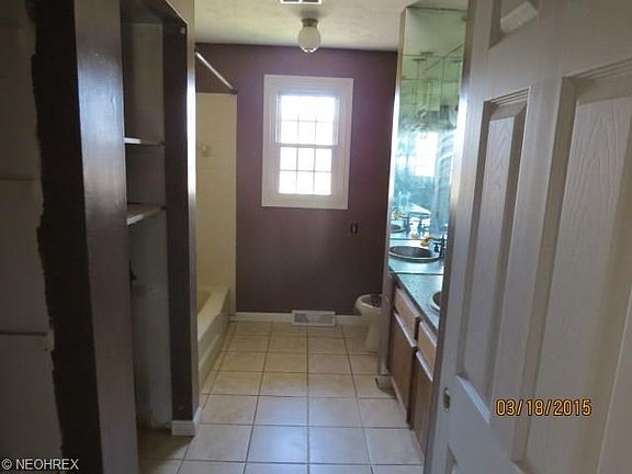 5th image of 4391 Gephart Ave