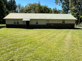 77 Cannan Ln, Russellville, AR 72802