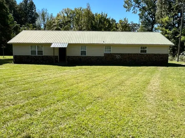 77 Cannan Ln, Russellville, AR 72802