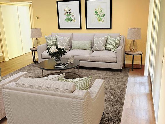 3rd image of 286 Oak Leaf Dr #23