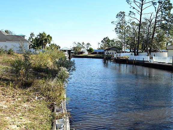 3rd image of 7115 Dolphin Bay Blvd