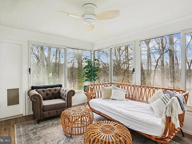 7832 Fulbright Ct — Photo 25