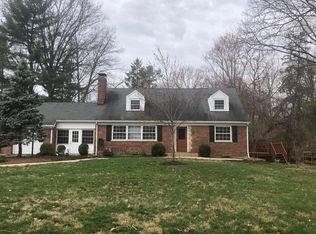 8945 Long Ln, Cincinnati, OH 45231