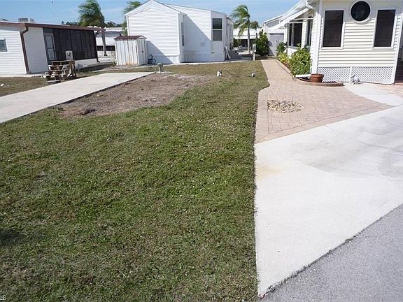3rd image of 115 Sugar Sand Ave