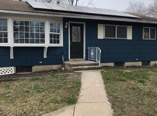 15 Colgate Dr, South Toms River, NJ 08757