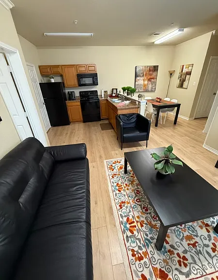 Military Village Apartments — Photo 20