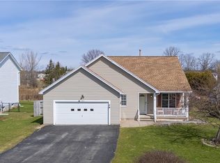 120 Delaina Rose Cir, Brockport, NY 14420
