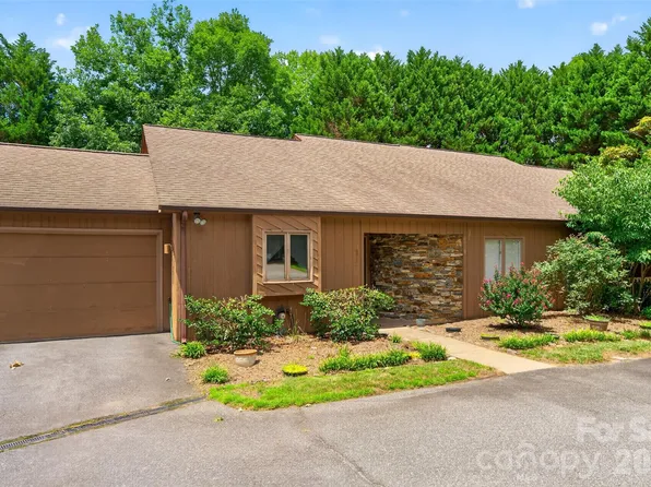 1736 12th St NE, Hickory, NC 28601