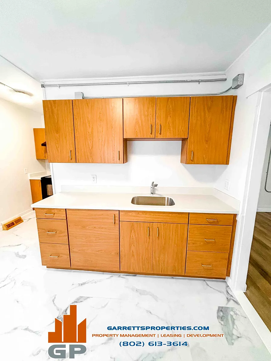 Building Photo - 43 Middle St #A