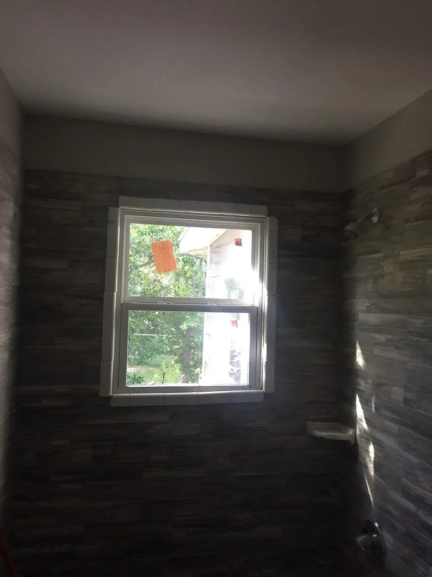 2 bed, 808 sqft, $1,100 — Photo 3