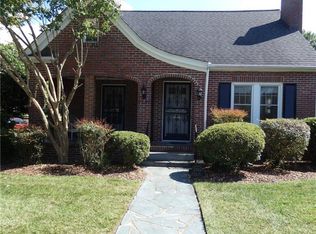 2701 Camden Rd, Greensboro, NC 27403