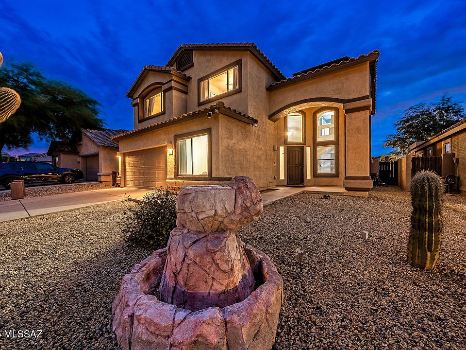 1st image of 328 W Calle Paso Suave