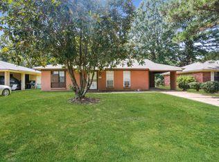 125 James Garfield Cir, Jackson, MS 39213