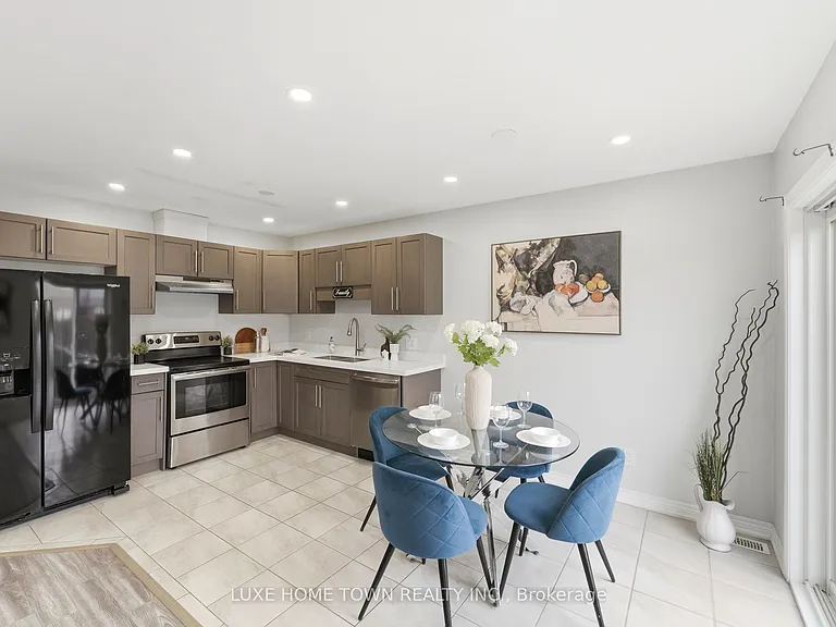 100 Monarch St — Photo 11