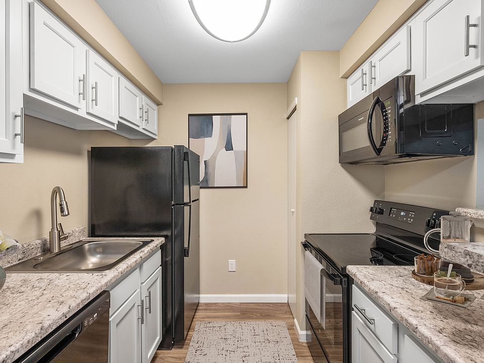 Charming Kitchen with Modern Appliances