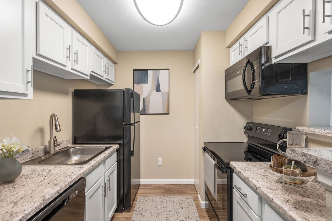 Charming Kitchen with Modern Appliances