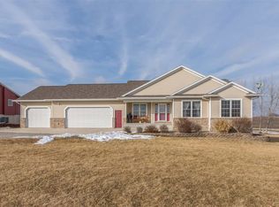 904 Main St, Brandon, IA 52210