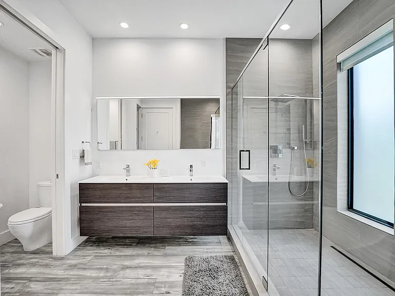 340 Balboa St — Photo 18