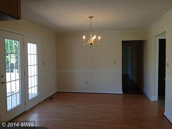 3rd image of 107 Craig Ct