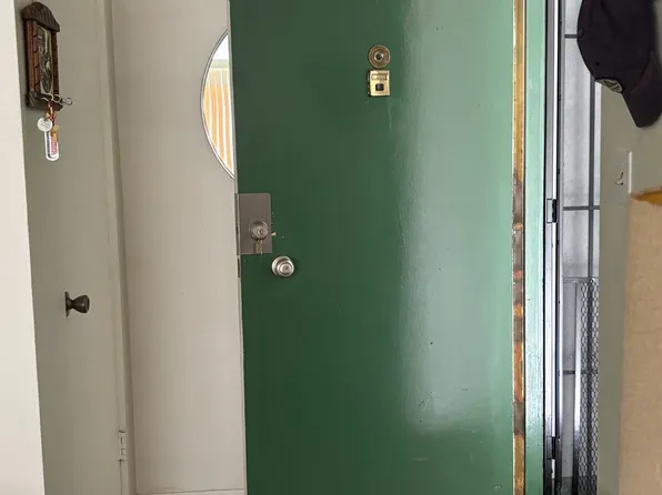 1317 N Mansfield Ave APT 8, Los Angeles, CA 90028