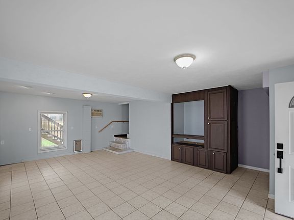 4th image of 143 Sugar Mill Cir