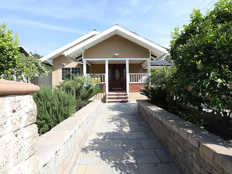 116 N Heliotrope Ave — Photo 18