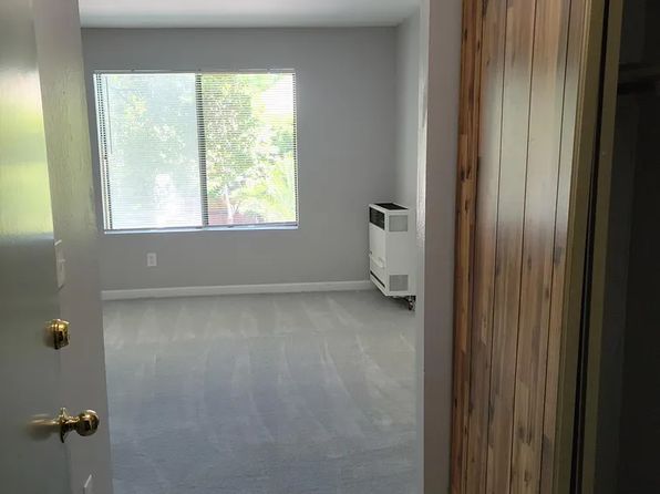 100 Laurel Pl APT 2