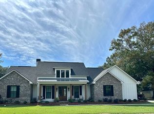 10598 Arnold Rd, Denham Springs, LA 70726