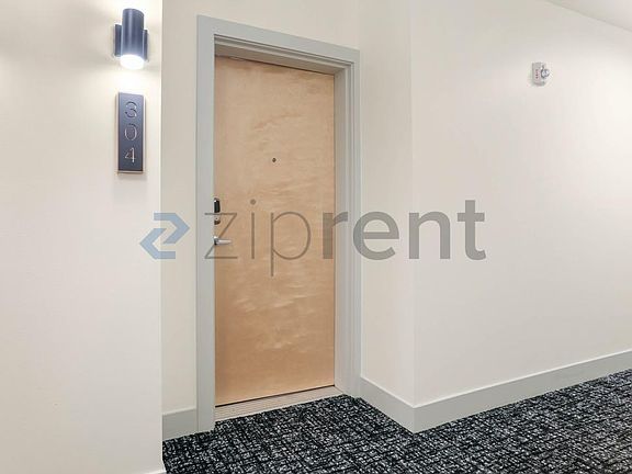 2nd image of 530 Broadway E APT 304