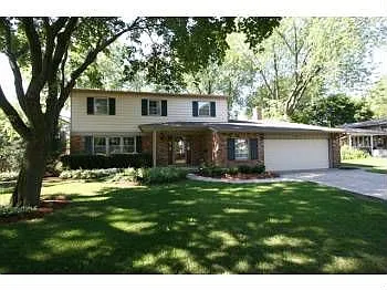 1007 Regency Ln photo 1